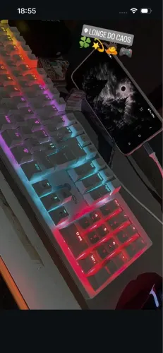 VENDE-SE) (MOBILADOR GAMER TECLADO MECÂNICO RGB)