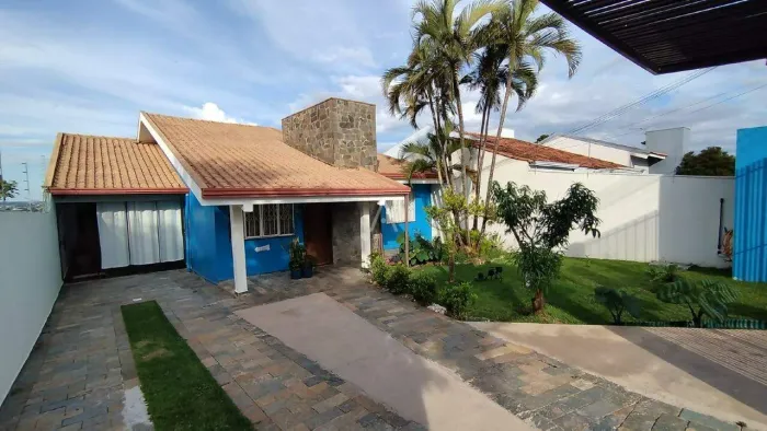 Casa Residencial 3 quartos para aluguel no Bairro JARDIM PANCERA em TOLEDO por R$ 6.500,00