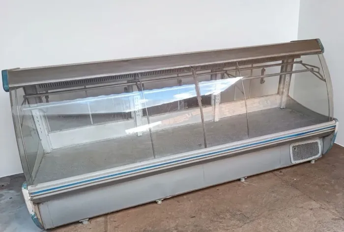 Vendo Balcão Expositor Refrigerado Vidro Curvo