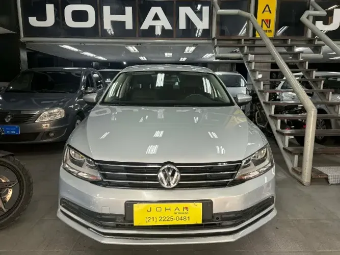 Volkswagen Jetta Comfortline 2.0 T.flex 8V 4P Tipt. 2016