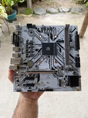 Placa mae B450m - ACEITO CARTAO