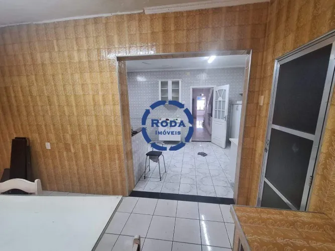 Sobrado Geminado à Venda em Ponta da Praia, Santos 260m² Internos, 42m² Externos