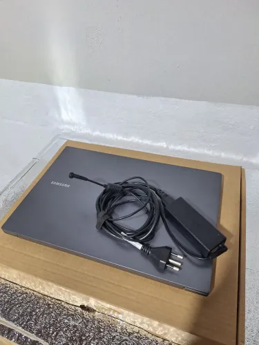 Dou Garantia, Notebook Samsung Book. Tudo ok. Aceito cartão