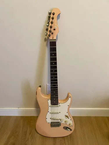 Guitarra elétrica Eagle