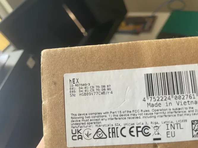 Roteador Mikrotik RB750 Gr3