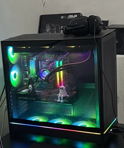 PC GAMER R7 RTX 5060 ti 16gb