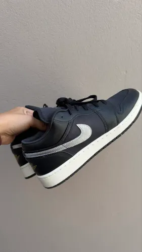 Nike Air Jordan 1 Low SE  