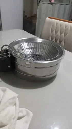 Vendo fritadeira elétrica 5 litros