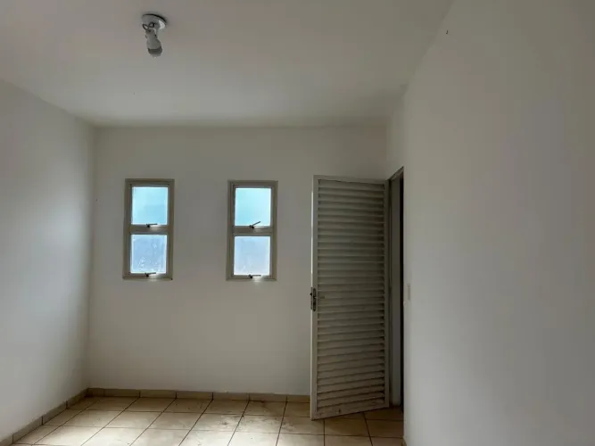 Alugo casa condominio