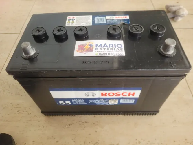 Bateria BOSCH 90 A, SEMINOVA, Garantia de 6 meses, 90 Ampéres, No Setor Vila Nova. <br>