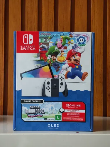 Nintendo Switch Oled+ Mario Wonder + 3 meses Nintendo Online (LACRADO)