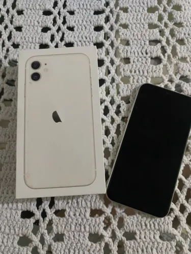 iPhone 11 64 GB