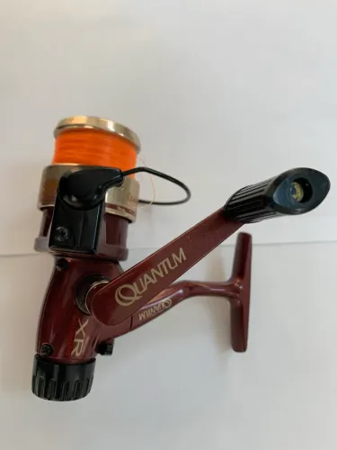 Molinete Quantum Light 4 rolamentos vermelho 