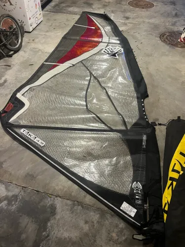 Vela de windsurf ezzy taka 4.9