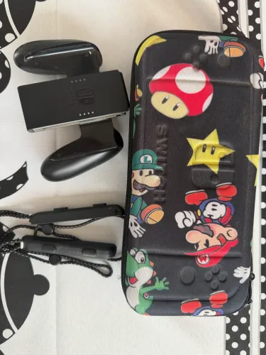 Nintendo Switch Oled Desbloqueado + Cartão 256gb
