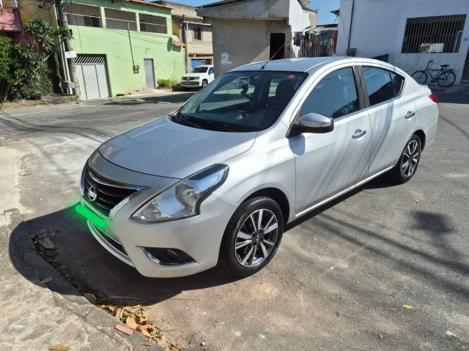 Nissan Versa SL 1.6 16V Flexstart 4P Aut. 2020