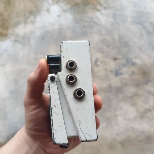 Pedal Boss LINE selector