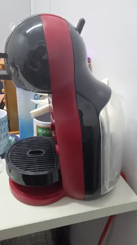 Maquina dolce gosto automatica + porta cápsulas