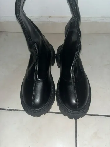 Bota de Cano Alto Preta