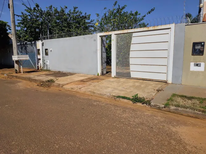 Casa com 2 quartos Parque do Sabia