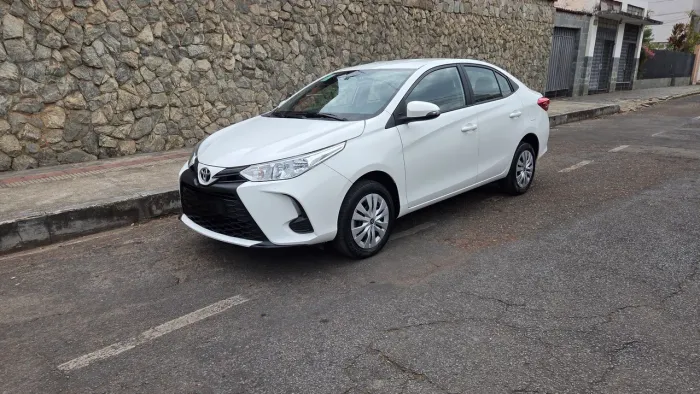 Toyota Yaris XL Sedan 1.5 Flex 16V 4P Aut. 2024