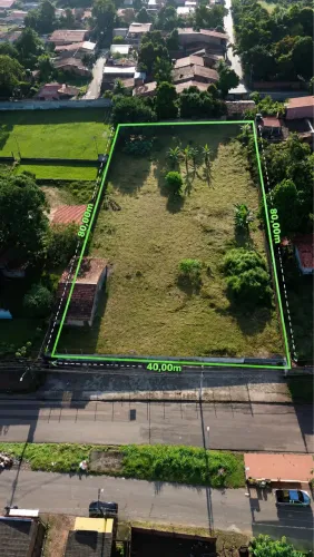 Terreno comercial