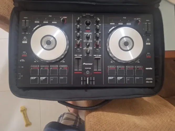 MESA DE DJ DDJ-SB PIONNER