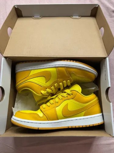 Tênis Air Jordan 1 Low - Tamanho 38