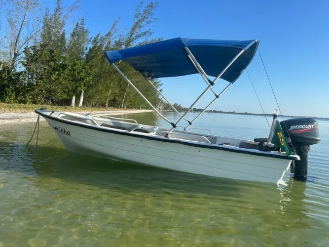 Barco fibra , careta de encalhe e motor de pipa
