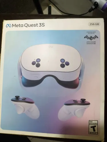 Meta Quest 3S 256GB + Controles e carregador.