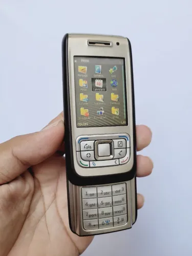 Nokia E65 Slider Celular Antigo Relíquia - Funcionando - Item de Colecionador
