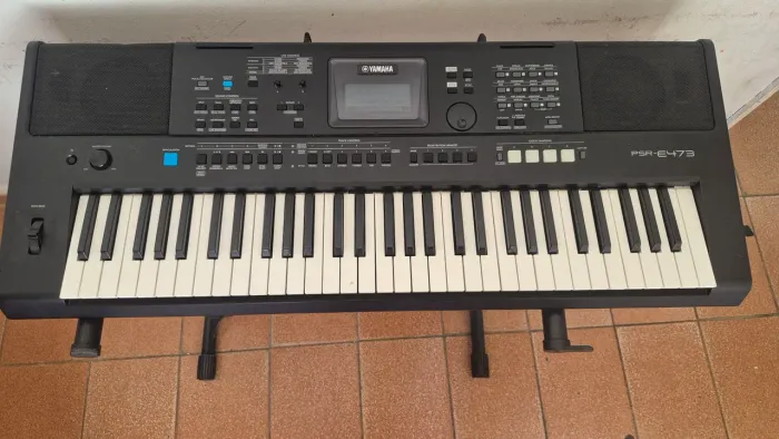 Teclado Yamaha PSR- E473