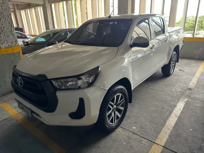 Toyota Hilux CD 4X4 2.8 Diesel Mec. 2021