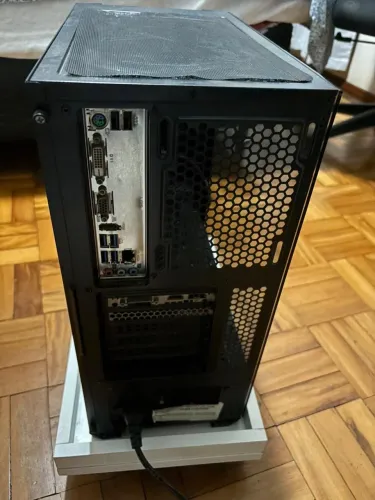 PC Gamer Ryzen 5 3500X + GTX 1660
