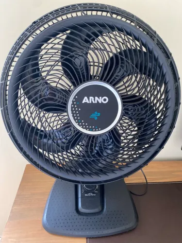 Ventilador Arno Ultra Silence Force Desmontável de mesa VD50, preto, 50cm 