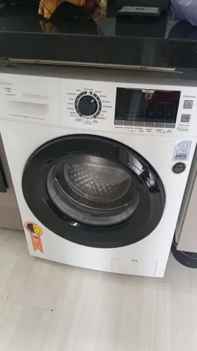 Lavadora de Roupas Midea Inverter Smart de 11 kg (abertura frontal).