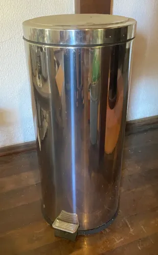 Lixeira Inox Tramontina 30 litros
