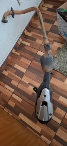 Escapamento FZ25 - 2021 em excelente estado