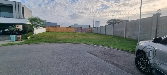 Terreno em Condomínio a venda plano