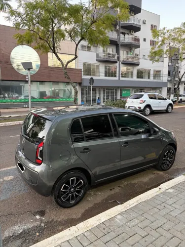 Volkswagen Up! Take 1.0 Total Flex 12V 5P 2015