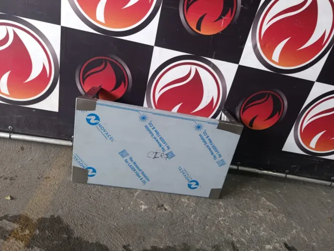 Prateleira 70x40 de parede toda no aço inox nova sem uso
