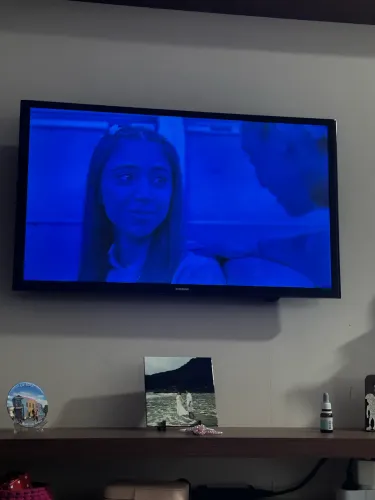 Smart TV Samsung 32? Wi-Fi Netflix YouTube Perfeita