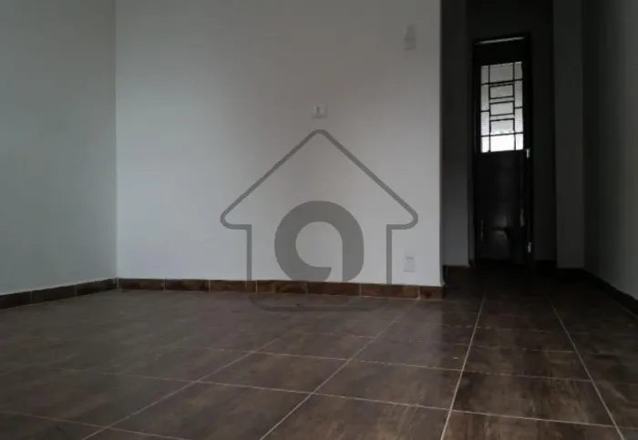 Aluguel de Casa na Vila Mariana, São Paulo-SP: 2 Quartos, 2 Banheiros, 90m² de Área!