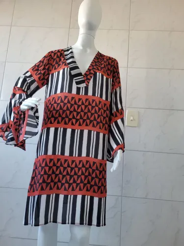 .vestido SOUG nunca usado.