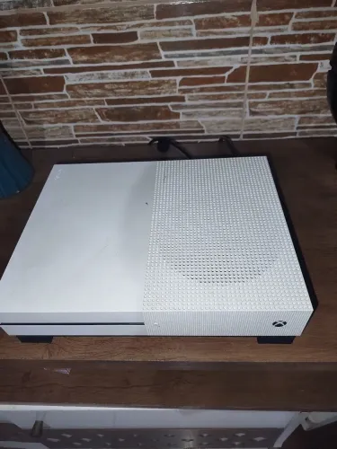 Xbox one S 1TB branco