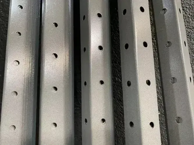 Kit com 4 Colunas para Estante de Aço - Frete Grátis para BH - Novas