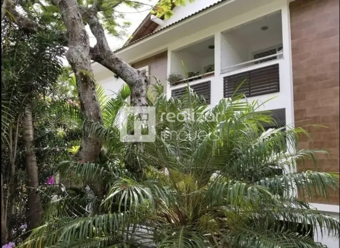 Apartamento 3 quartos no bairro Canto da Lagoa - Florianópolis