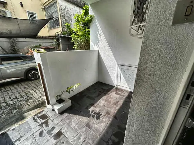 Casa de Vila : Linear / Residencial / Humaitá