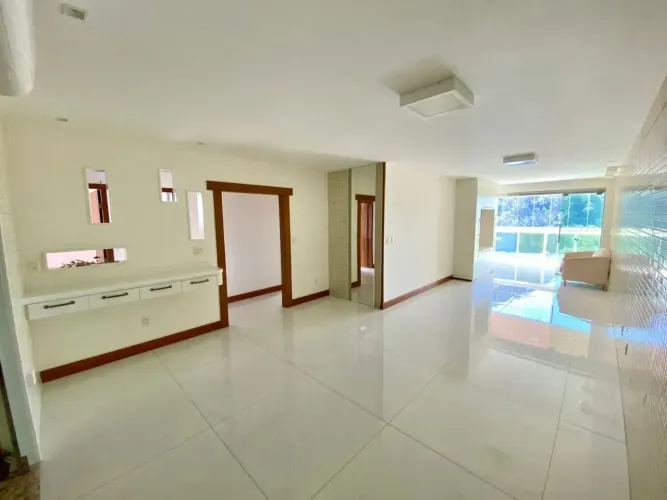 Praia da Costa, 4 quartos, 2 suítes, 3 vagas, 212m²