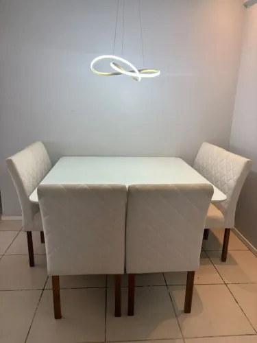 Mesa de jantar 6 cadeiras